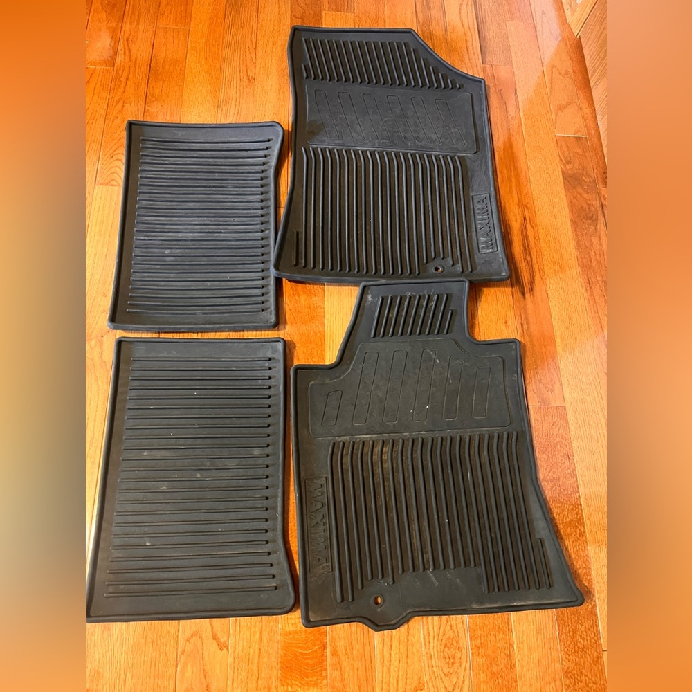 Nissan Maxima Brand Floor Mats, All Season, Front And Rear, Maxima - Set of 4